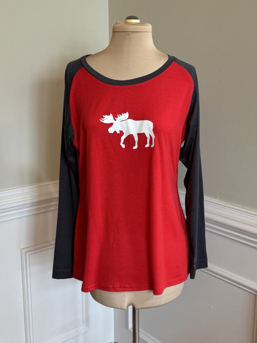 PatPat Women's Festive Deer Printed Family Pajama Top - NWT - Size XL